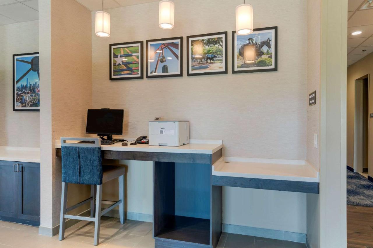 Comfort Inn & Suites Balch Springs - Se Dallas Екстериор снимка